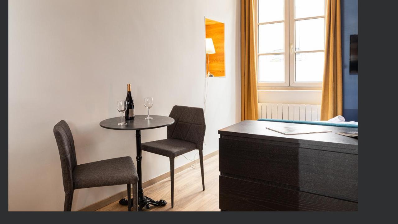Standing Bellecour Perrache Apartment Lyon Exterior photo